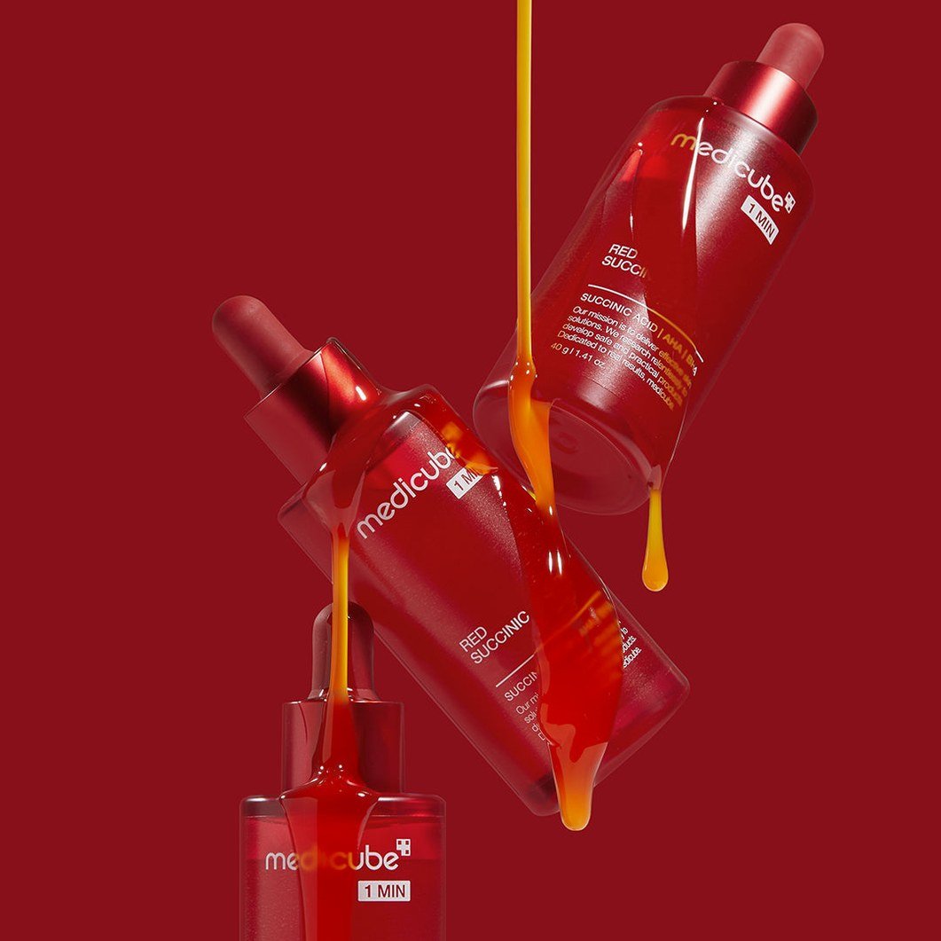 21% Red Succinic Acid Cleansing Booster Serum - Medicube