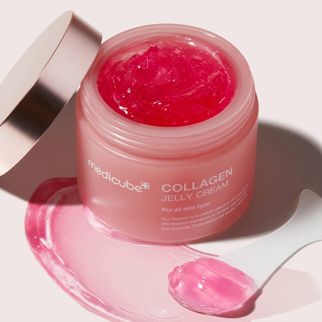 Affordable Glass Glow 7-Day Skincare Set - Medicube